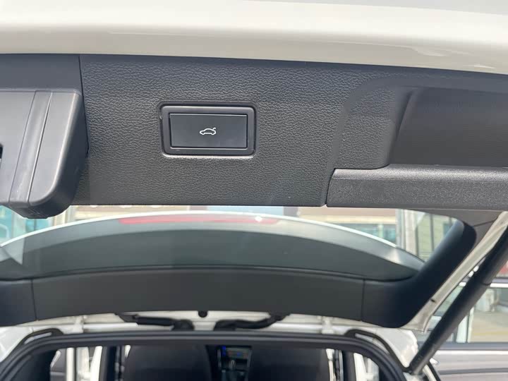 Фото 26 - Volkswagen Tayron