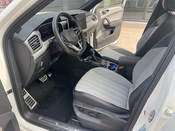 Фото 8 - Volkswagen Tayron