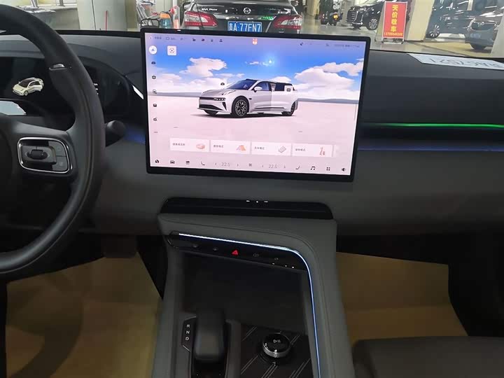 Фото 13 - Zeekr 001