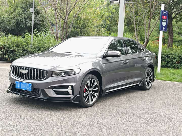 Фото 1 - Geely Preface