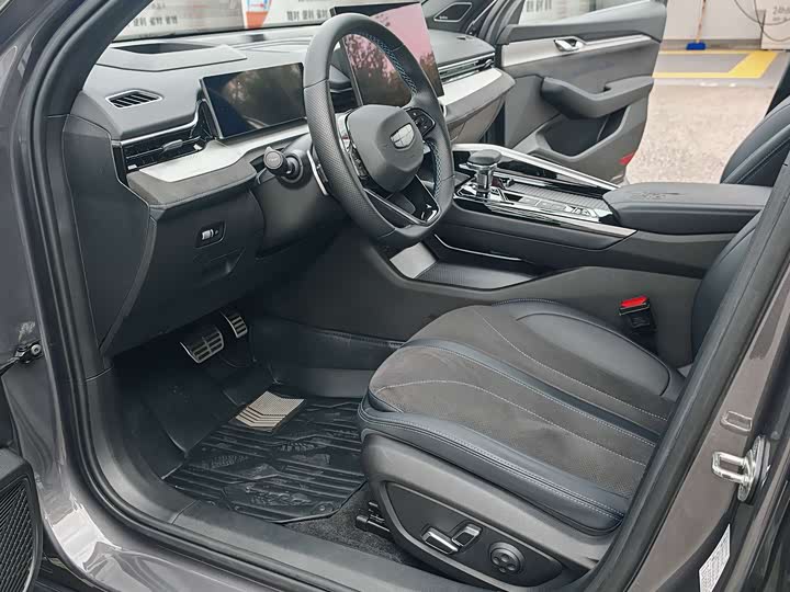 Фото 10 - Geely Preface