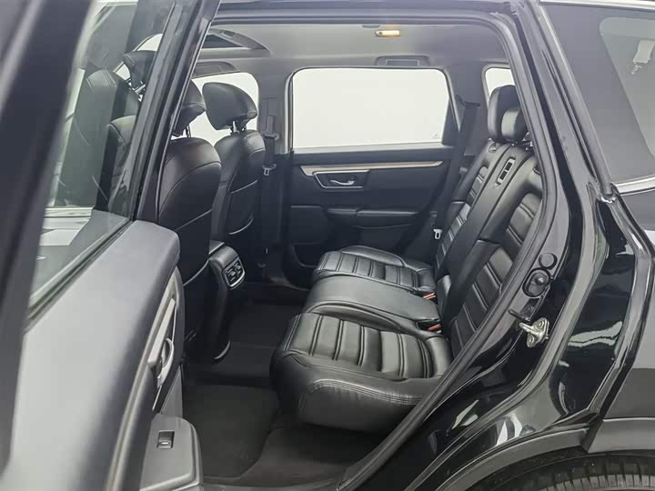 Фото 15 - Honda CR-V