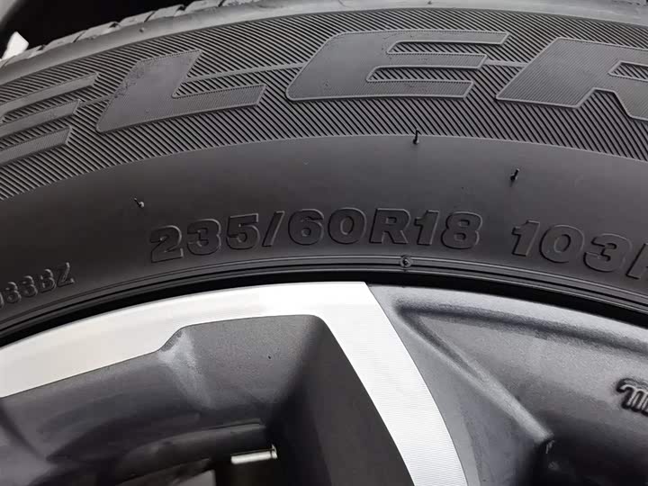 Фото 24 - Honda CR-V