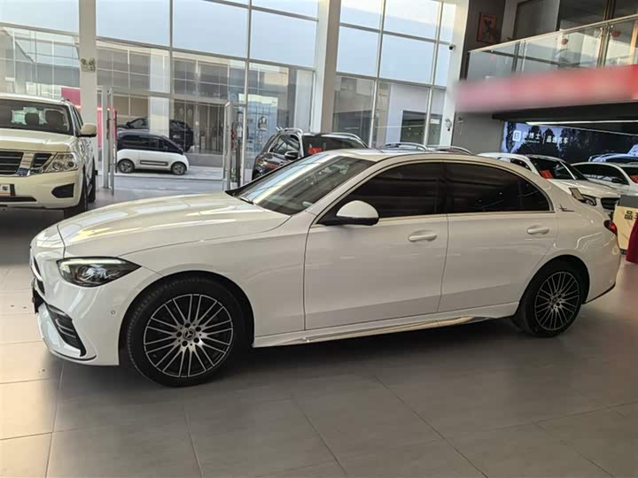 Фото 6 - Mercedes-Benz C-Class