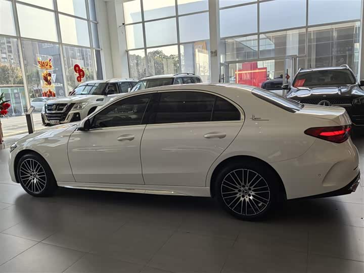 Фото 7 - Mercedes-Benz C-Class