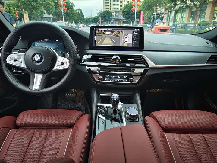 Фото 11 - BMW 5 Series