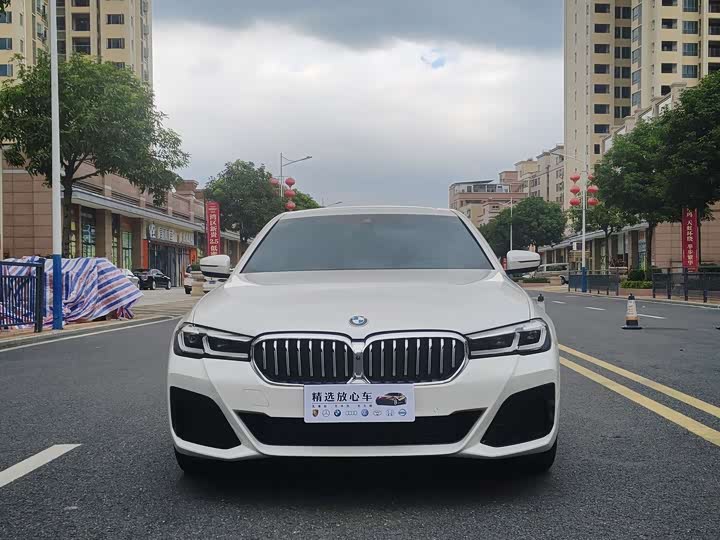 Фото 2 - BMW 5 Series