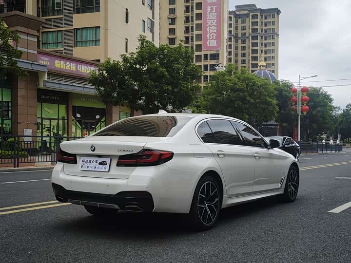 Фото 5 - BMW 5 Series