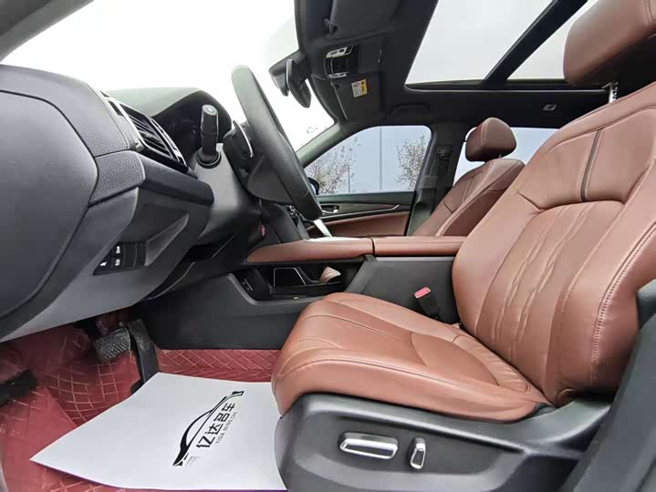 Фото 16 - Honda UR-V