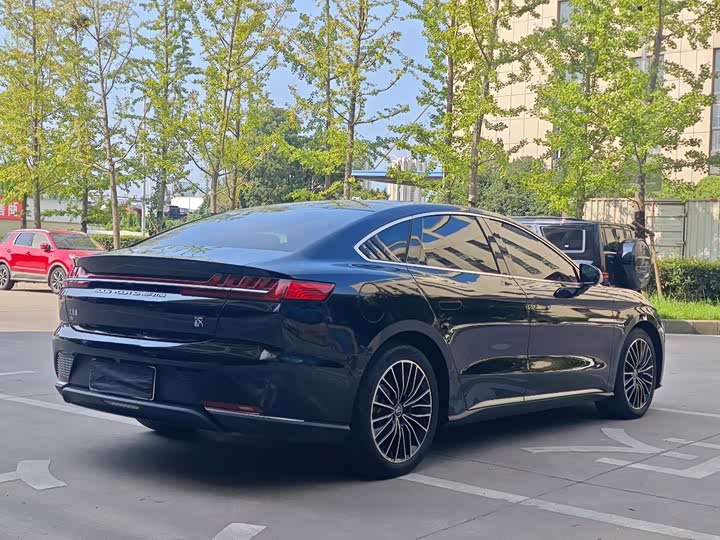 Фото 3 - BYD Han