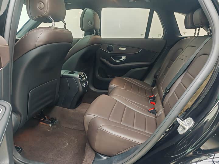 Фото 11 - Mercedes-Benz GLC-Class