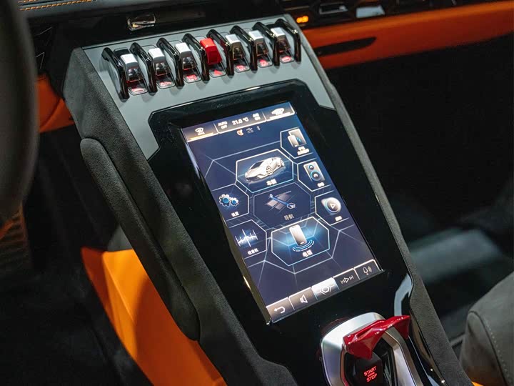 Фото 11 - Lamborghini Huracán