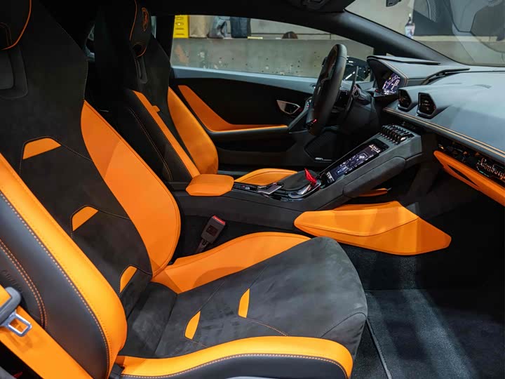 Фото 18 - Lamborghini Huracán