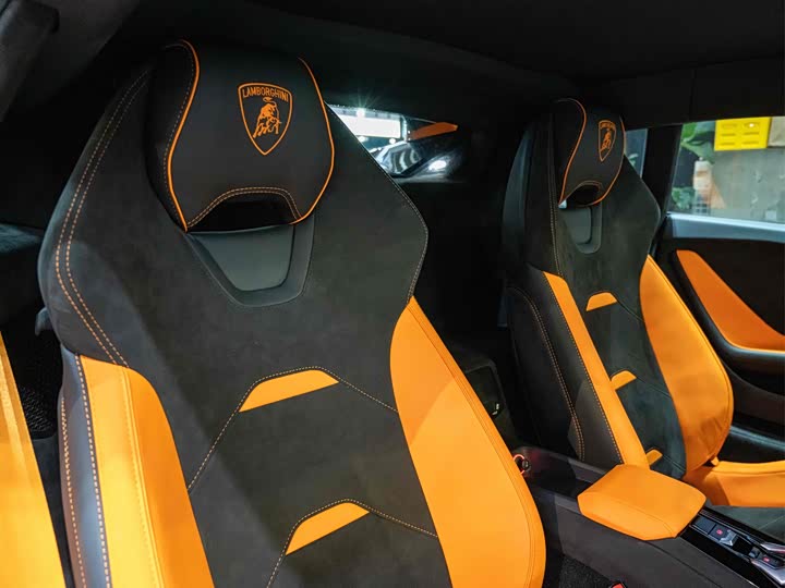 Фото 20 - Lamborghini Huracán