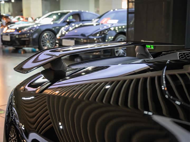 Фото 6 - Lamborghini Huracán