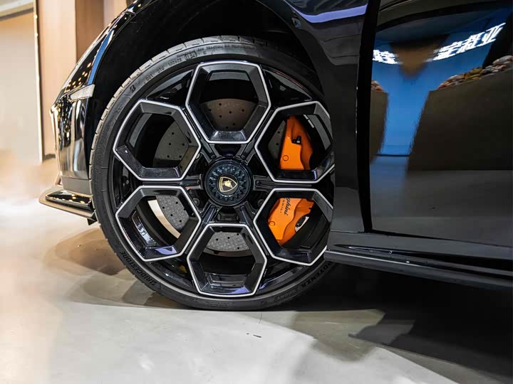 Фото 7 - Lamborghini Huracán