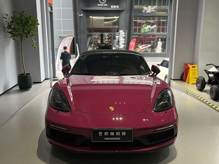 Фото 3 - Porsche 718