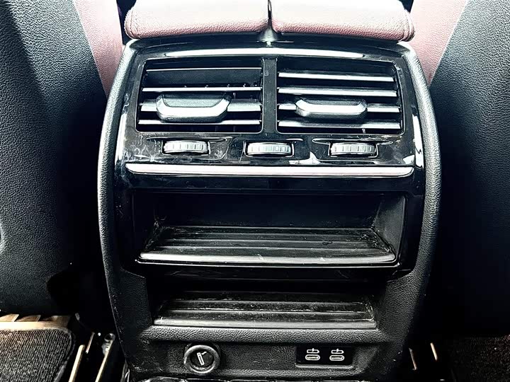 Фото 19 - BMW 5 Series