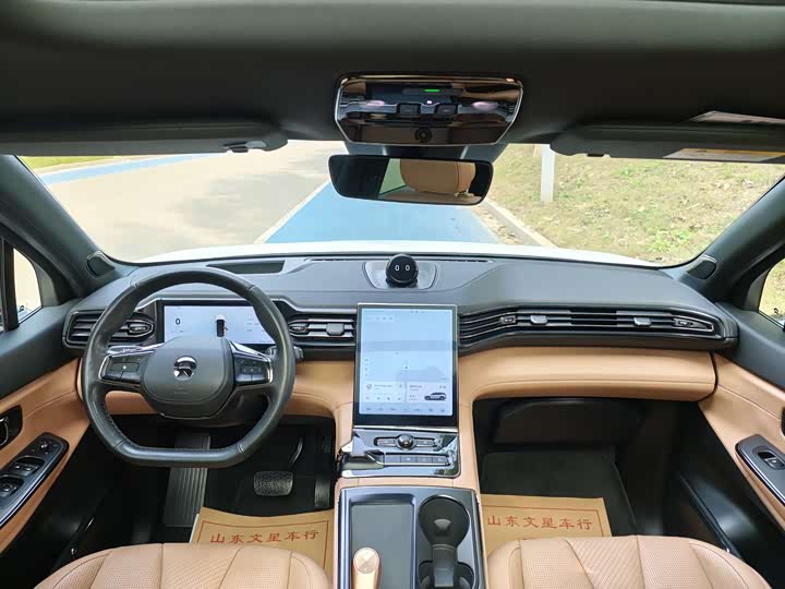 Фото 7 - Nio ES8