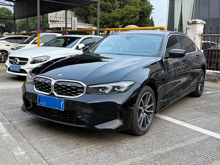 Фото 1 - BMW 3 Series