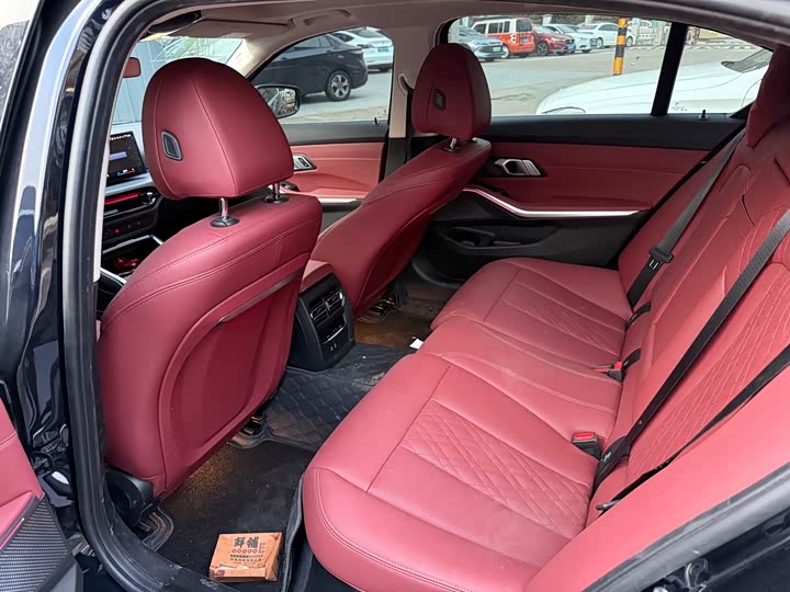 Фото 10 - BMW 3 Series