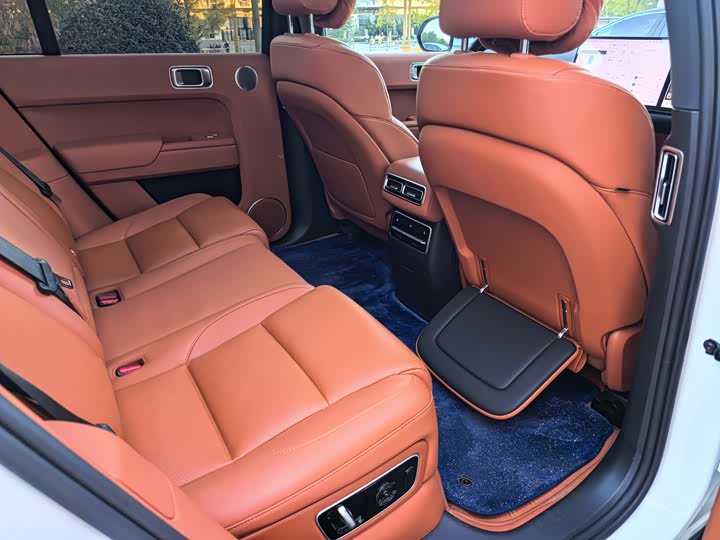 Фото 11 - LiXiang L7