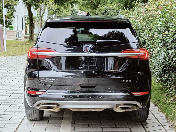 Фото 4 - Buick Enclave