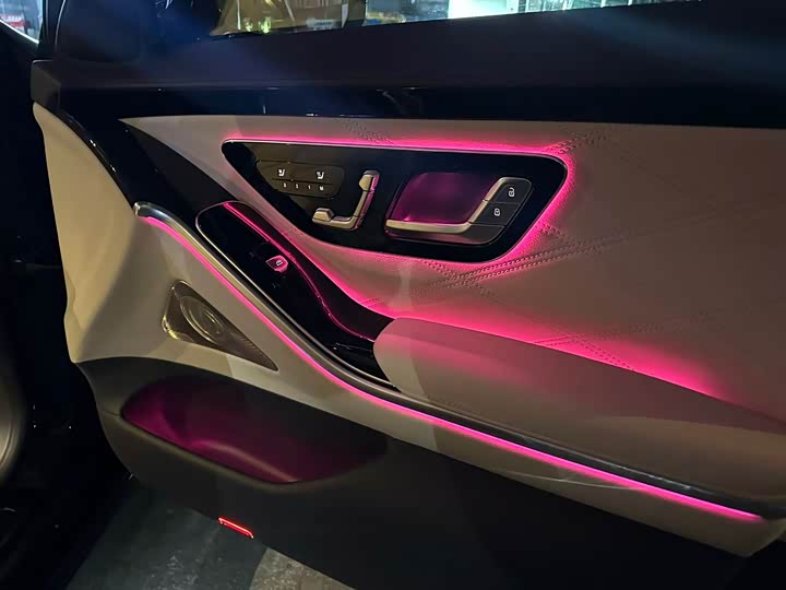 Фото 11 - Mercedes-Benz Maybach S-Class