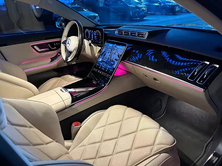 Фото 12 - Mercedes-Benz Maybach S-Class