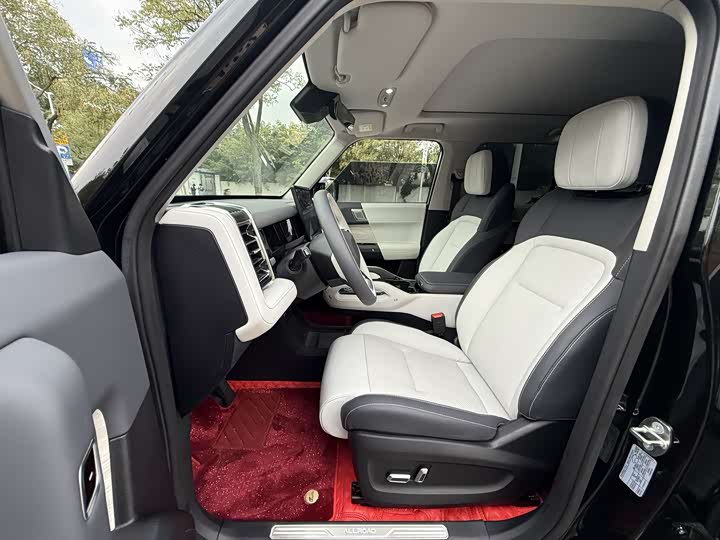 Фото 5 - Chery iCar 03