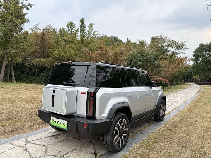 Фото 7 - Chery iCar 03