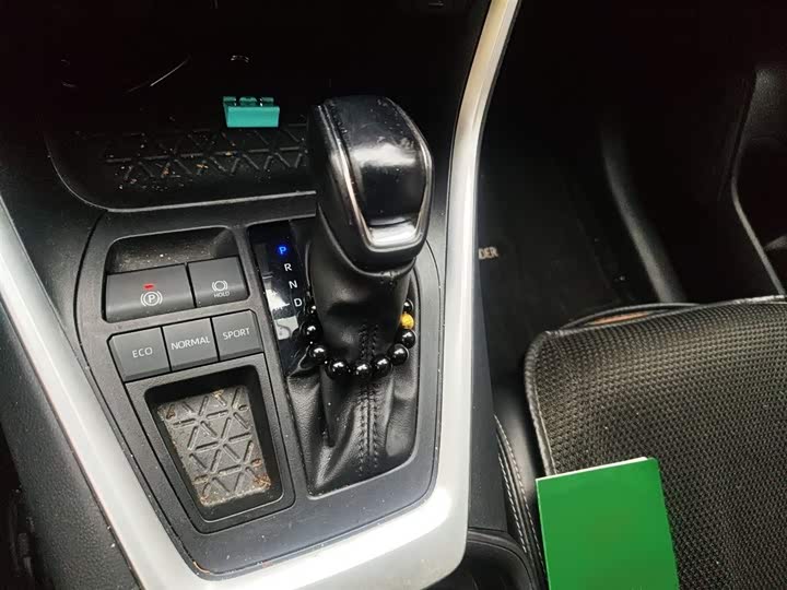 Фото 7 - Toyota Wildlander