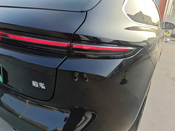 Фото 10 - Nio ET5T