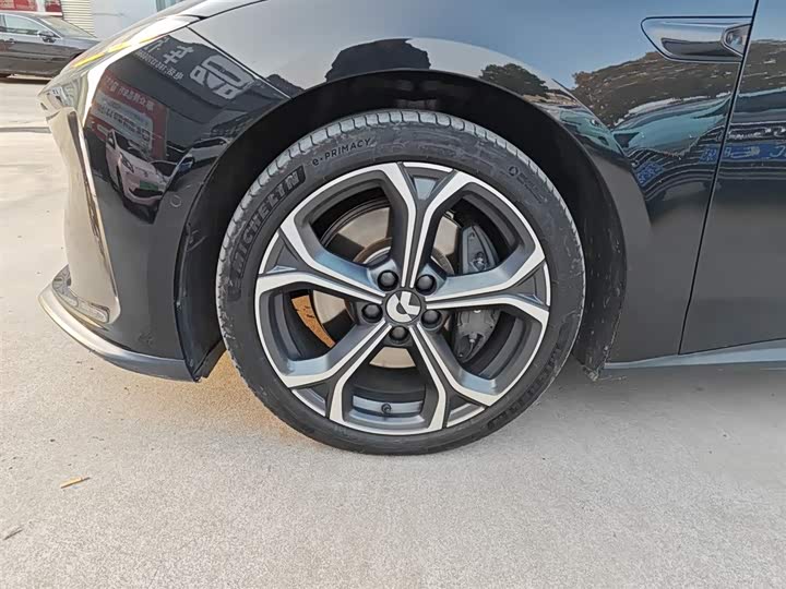 Фото 5 - Nio ET5T