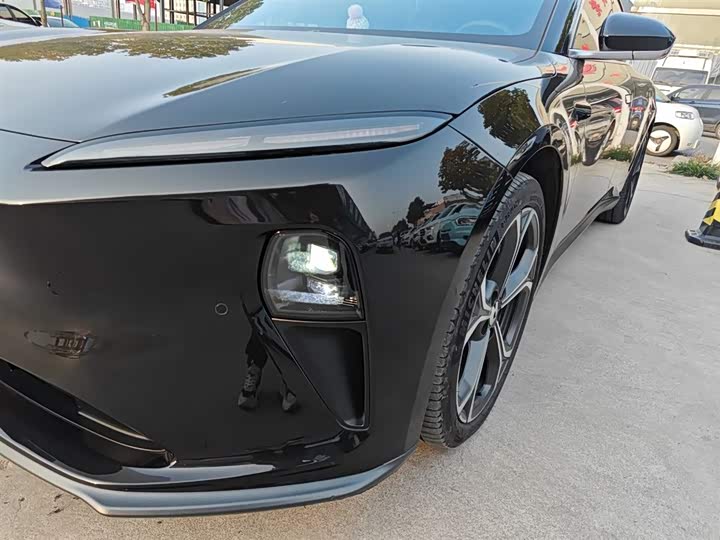 Фото 7 - Nio ET5T