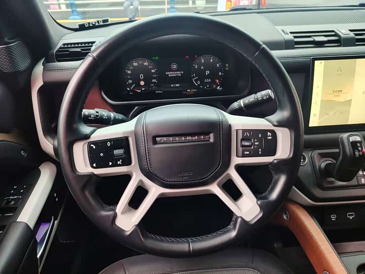 Фото 11 - Land Rover Defender