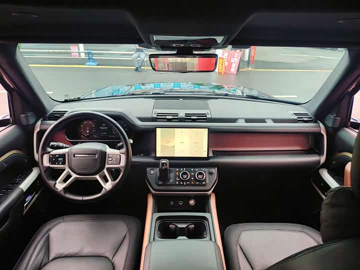 Фото 14 - Land Rover Defender