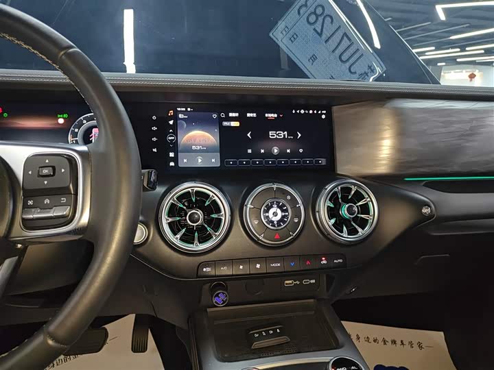 Фото 13 - Tank 300