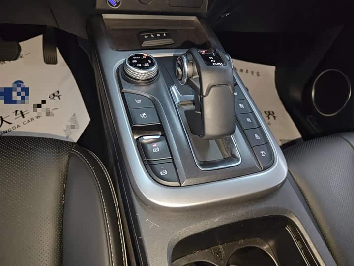 Фото 14 - Tank 300