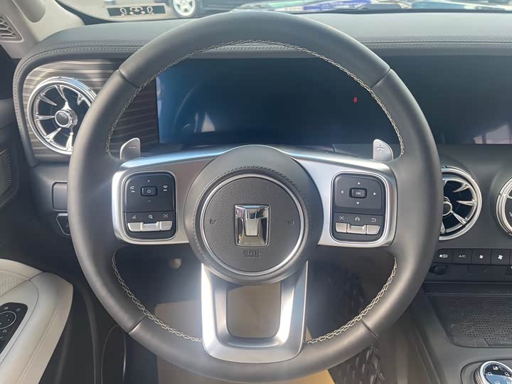 Фото 8 - Tank 300 Hybrid