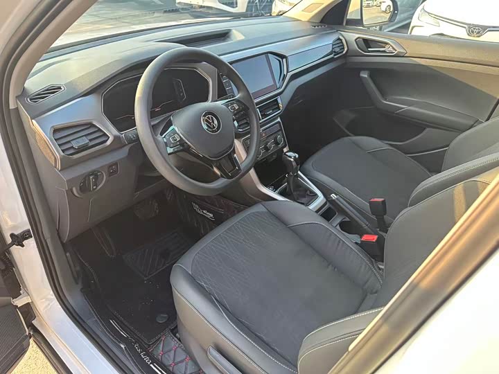 Фото 4 - Volkswagen T-Cross