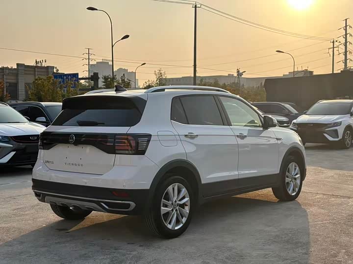 Фото 7 - Volkswagen T-Cross
