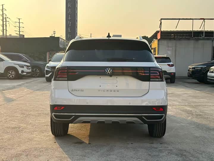 Фото 8 - Volkswagen T-Cross