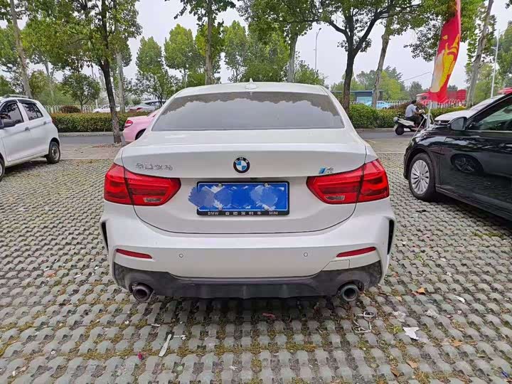 Фото 9 - BMW 1 Series