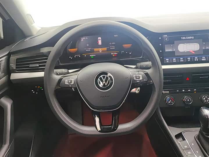 Фото 15 - Volkswagen Lavida