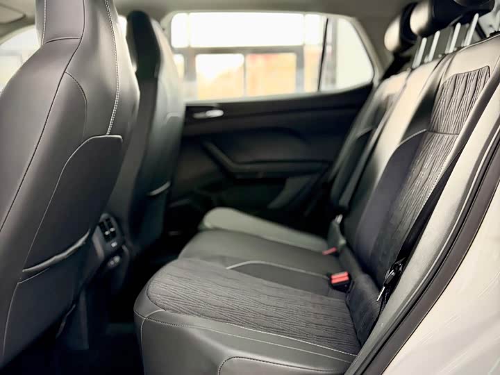 Фото 16 - Volkswagen T-Cross