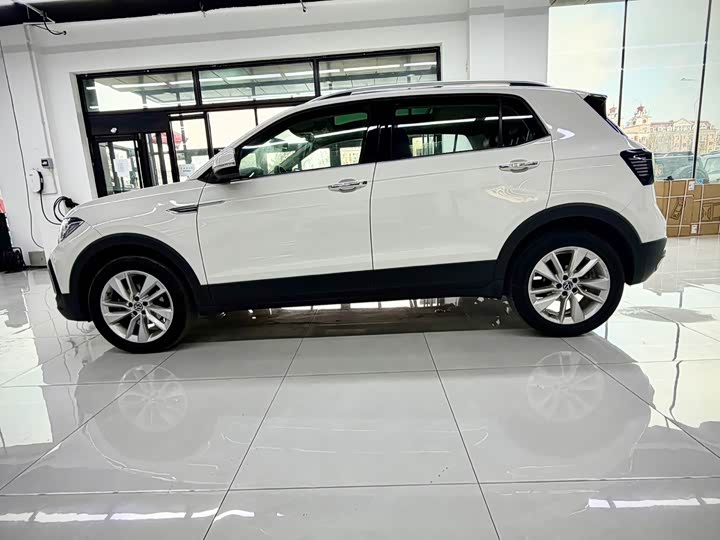 Фото 3 - Volkswagen T-Cross