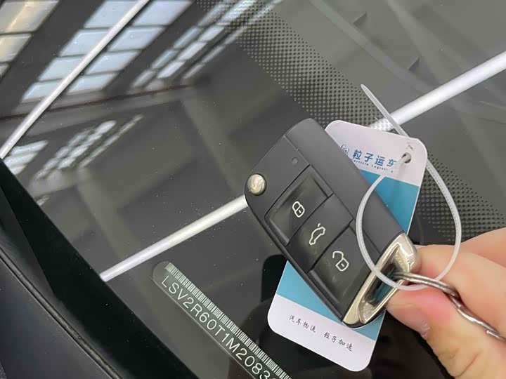 Фото 26 - Volkswagen Tiguan L Pro