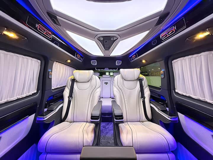 Фото 7 - Mercedes-Benz Vito