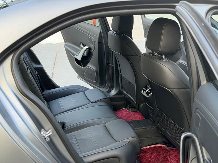 Фото 13 - Mercedes-Benz A-Class AMG